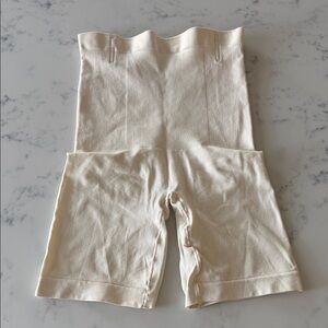 Shapermint Essentials High Waisted Shaper Shorts Cream Beige XL/2XL